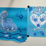 Niebieskie Plakaty - Razem dla Autyzmu i dinozaur, rybki i niebieska dłoń