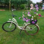 Rower z kwiatami
