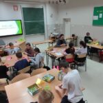 Pokój gier matematycznych - uczniowie na zajęciach